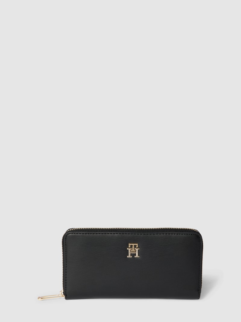 Portemonnaie mit Label-Applikation Modell 'ICONIC' in schwarz