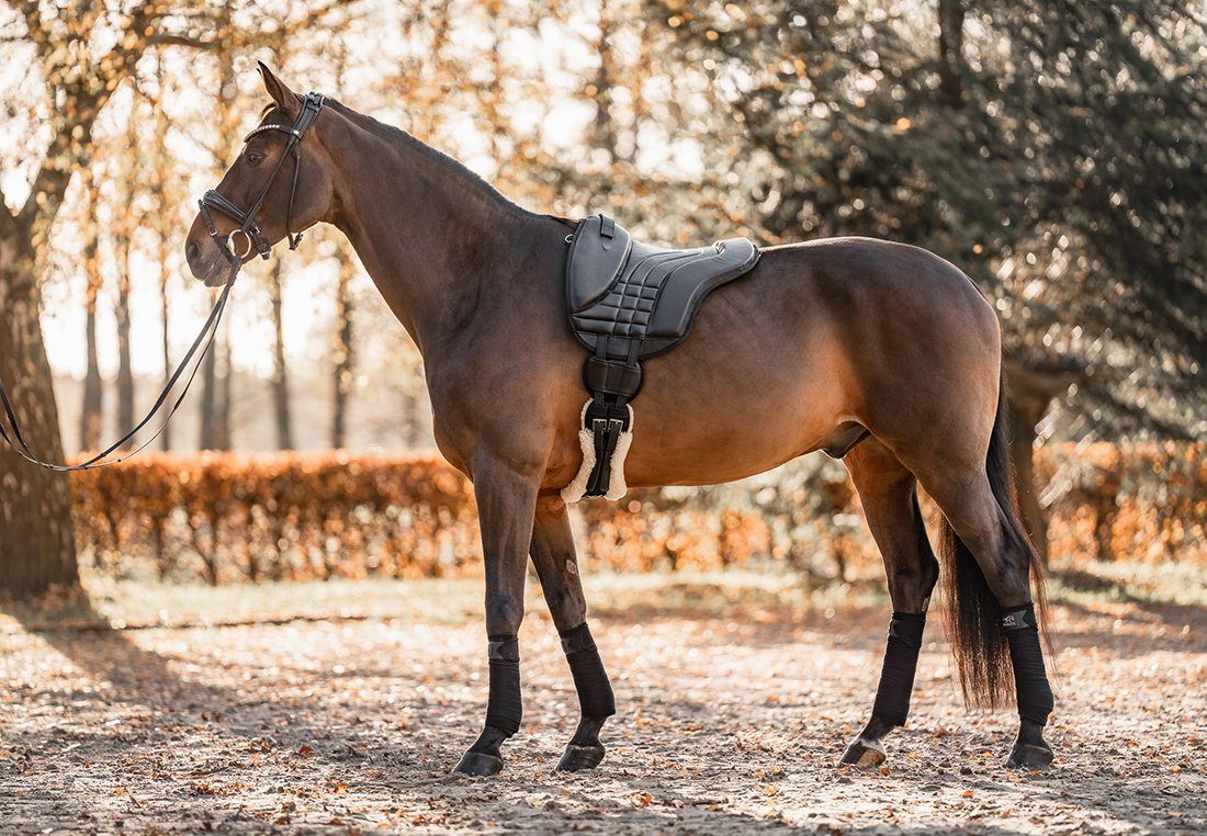 Equinate Wanderreitsattel Reitpad Stella, aus verziertem Kunstleder