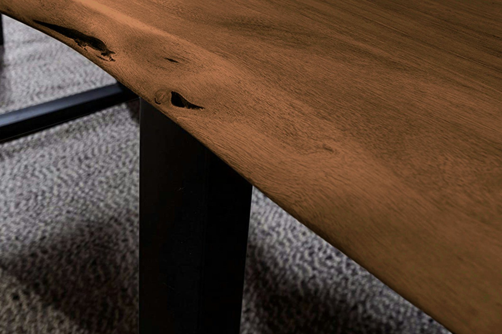 SAM® Baumkantentisch Kapalua, Akazienholz, nussbaumfarben, Baumkante massiv, Metallgestell U-Form
