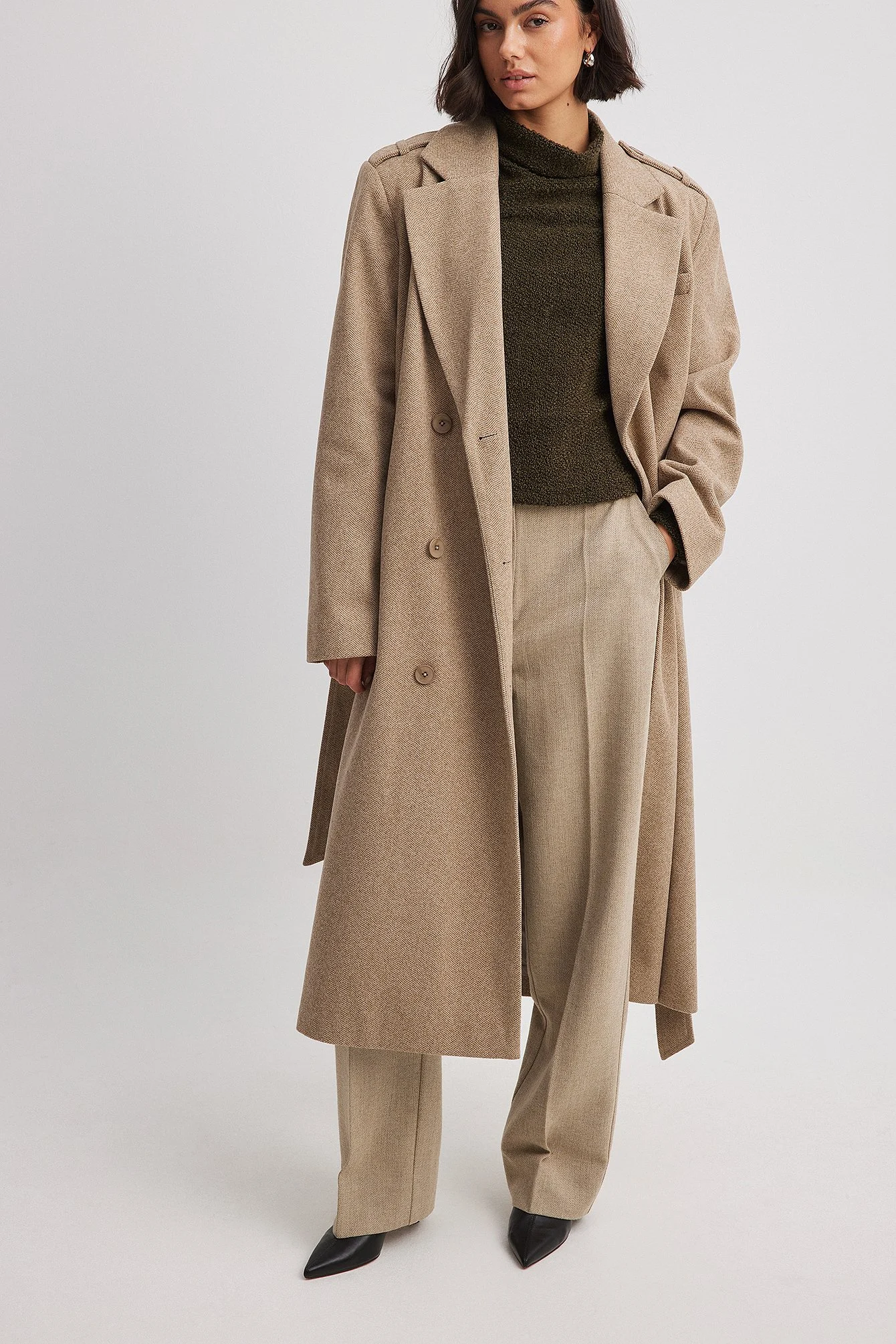 Strukturierter Pullover mit Trichterhalsausschnitt