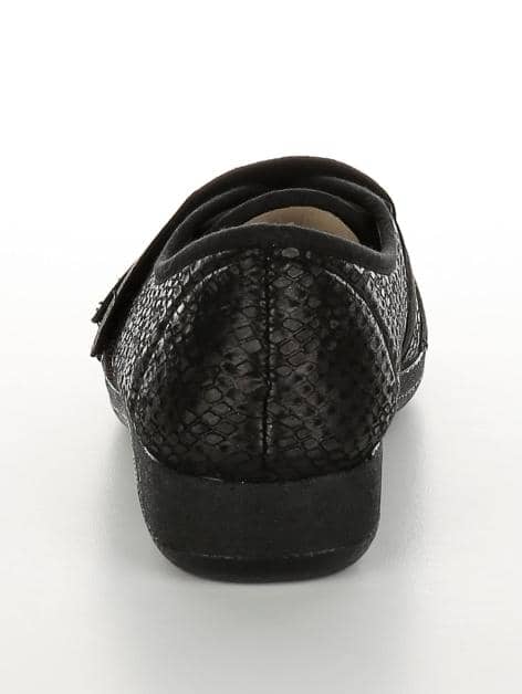 Klettslipper mit verstellbaren Klettverschlüssen
