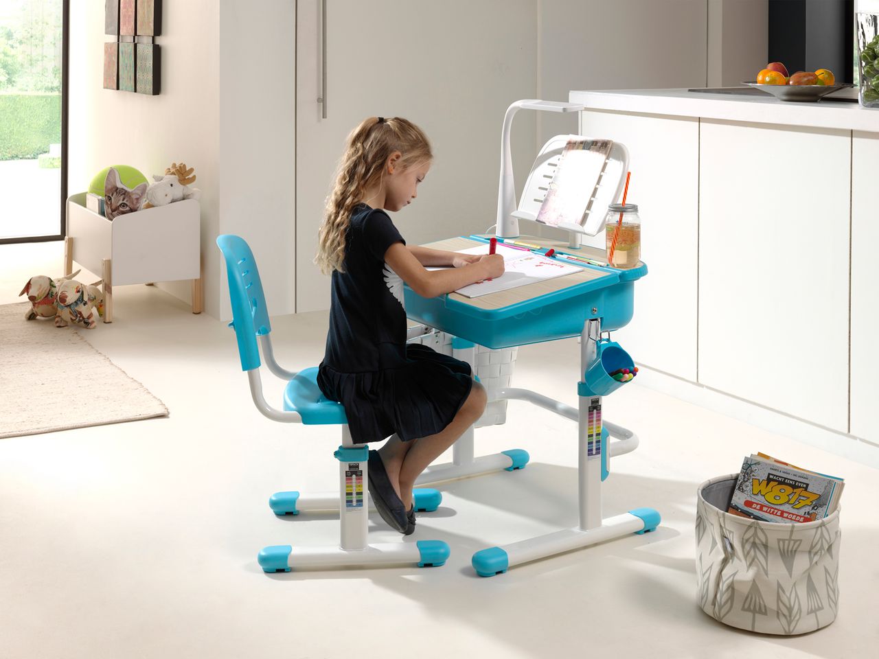 VIPACK COMFORTLINE höhenverstellbarer Schreibtisch inkl. Schreibtischstuhl 301 BLAU