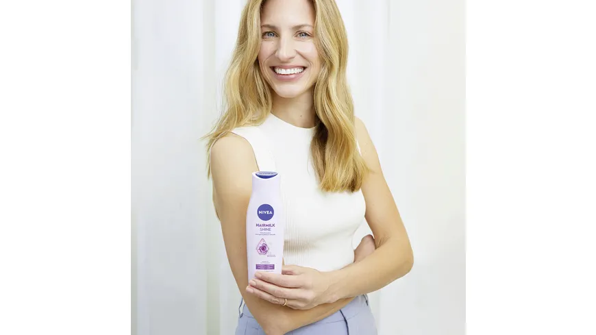 NIVEA Haarmilch Natürlicher Glanz Shampoo mit Mandelmilch 250 ml