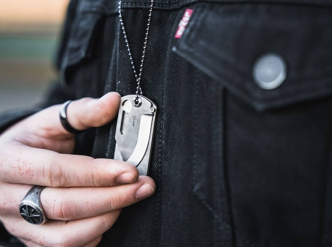 Dog Tag Knife