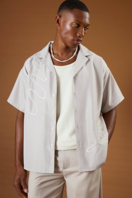 Kurzärmliges Oversize Satin-Hemd