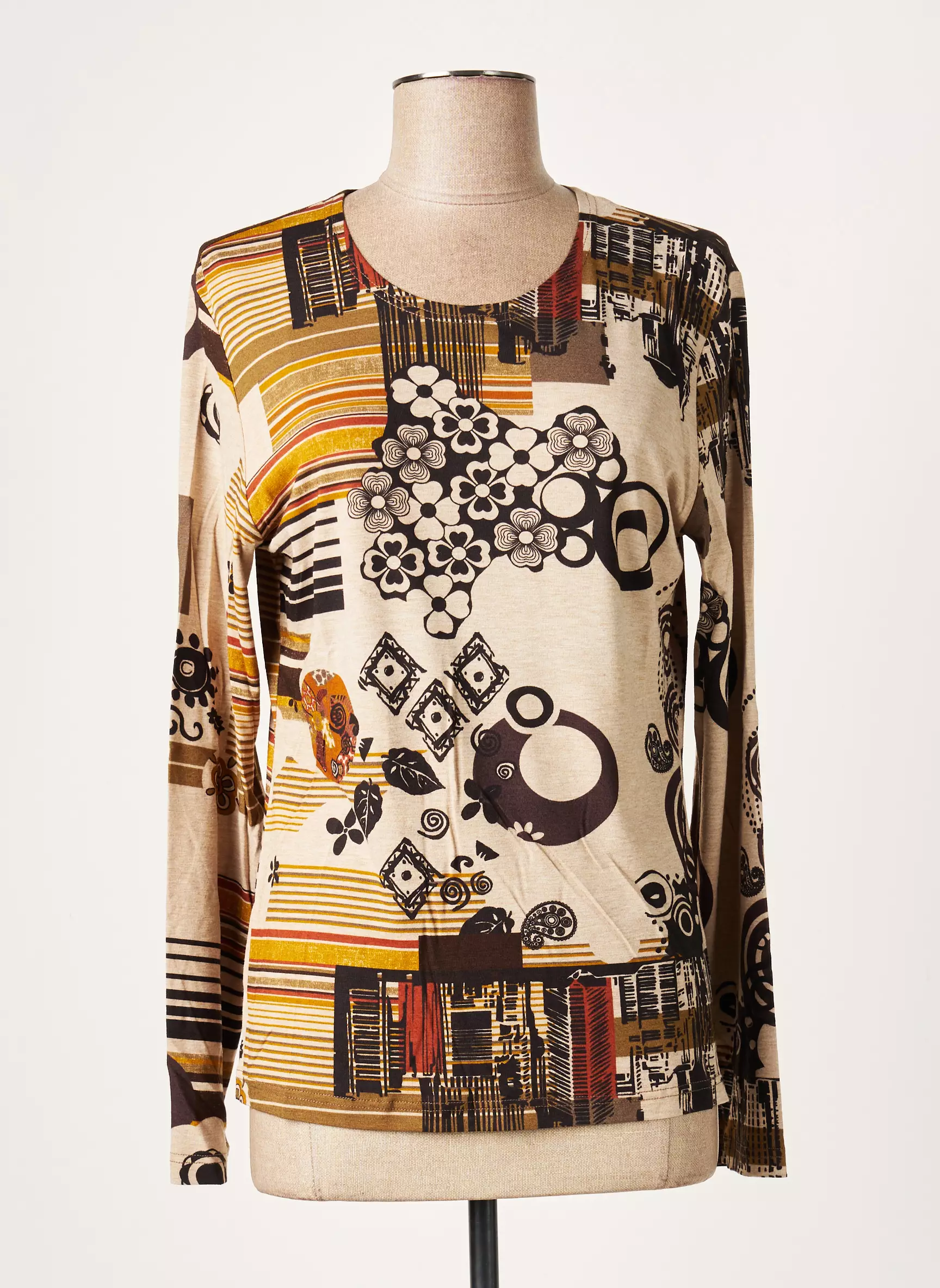 Guy Dubouis Tshirts Femme couleur beige