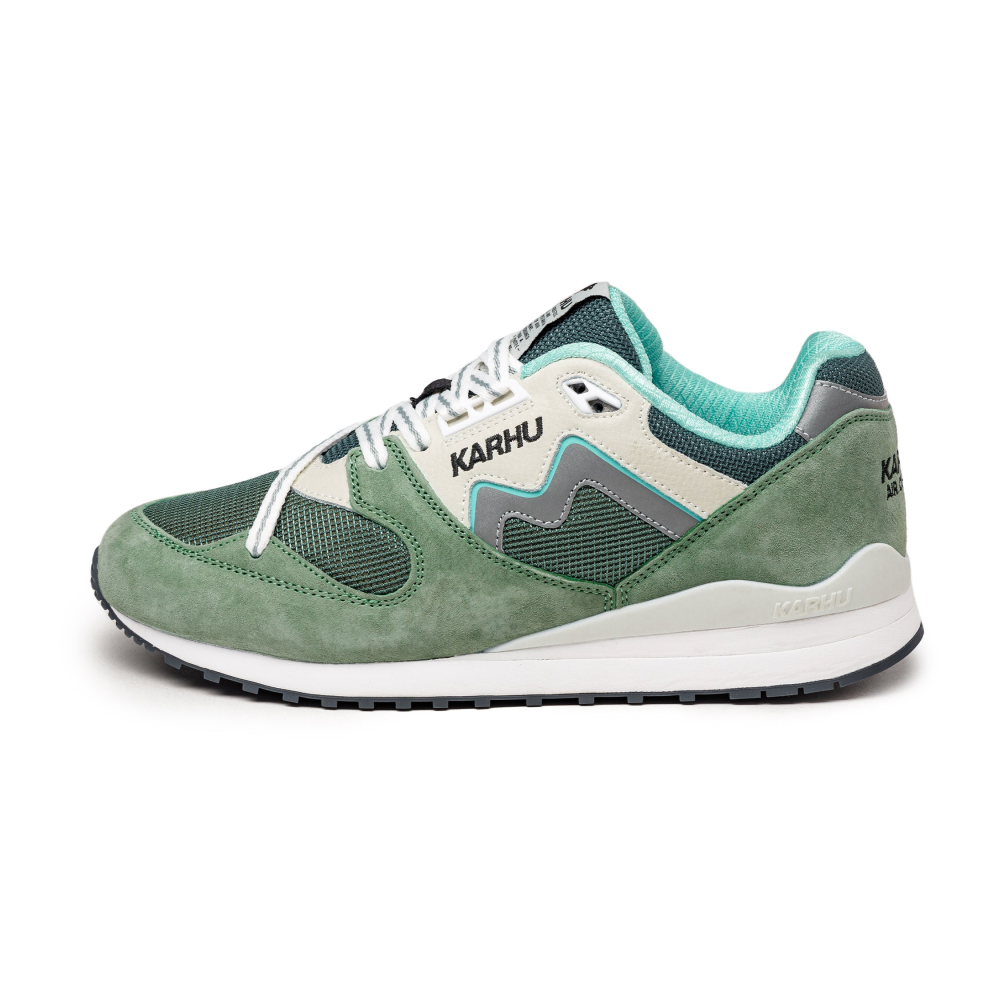 Karhu Synchron Classic F802678 / weiss
