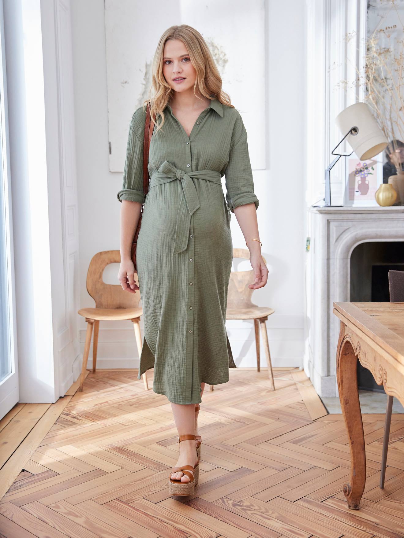 Robe-chemise longue gaze de coton grossesse et allaitement olive