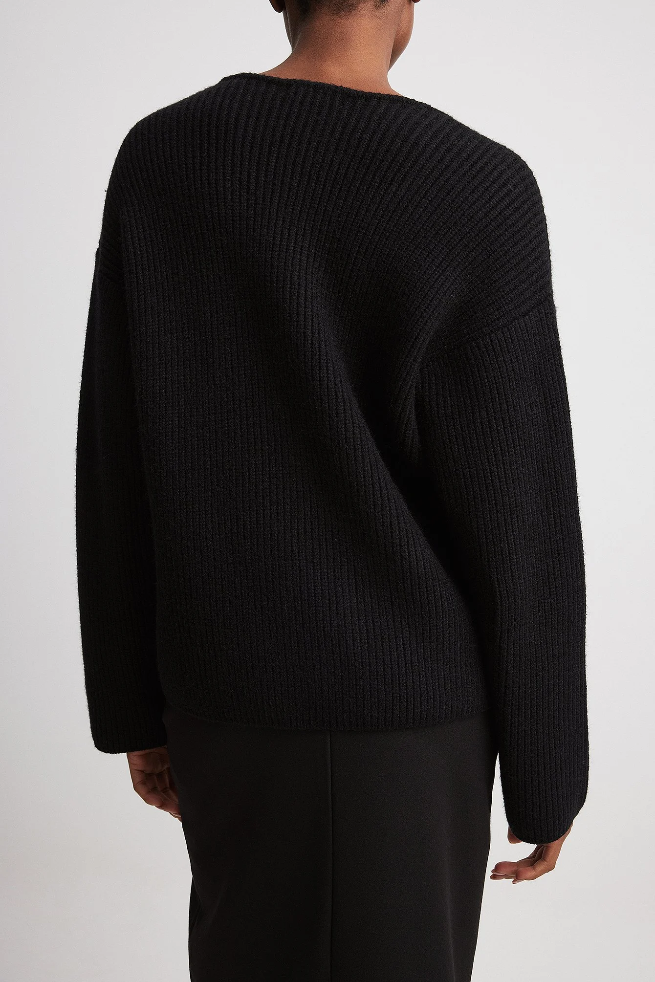 Boxy-Strickpullover mit Kragendetail