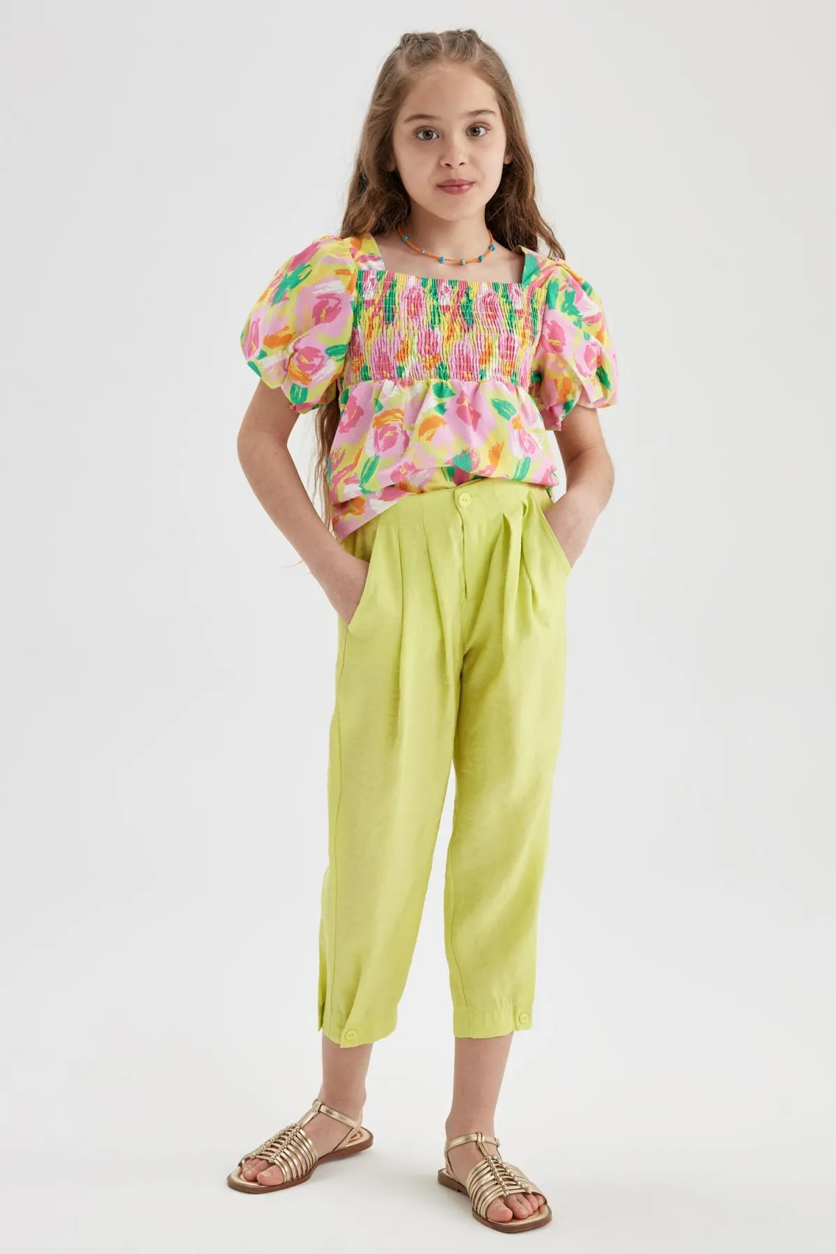 DeFacto  Mädchen-Carrot-Fit-Modalhose Z7694a623sm