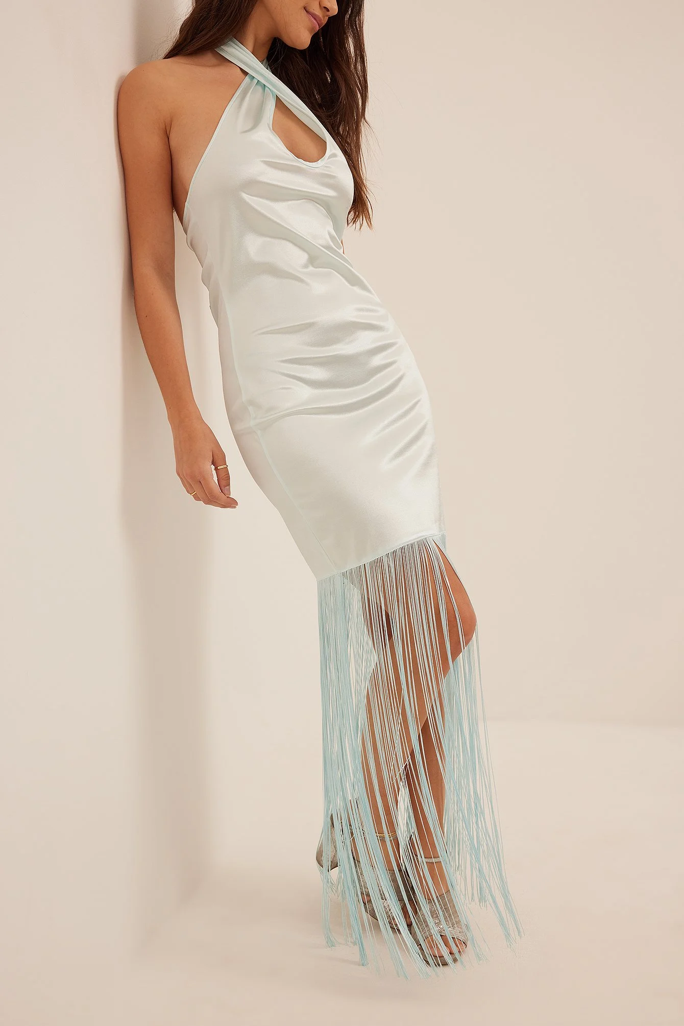 Neckholder-Kleid mit Fransendetail