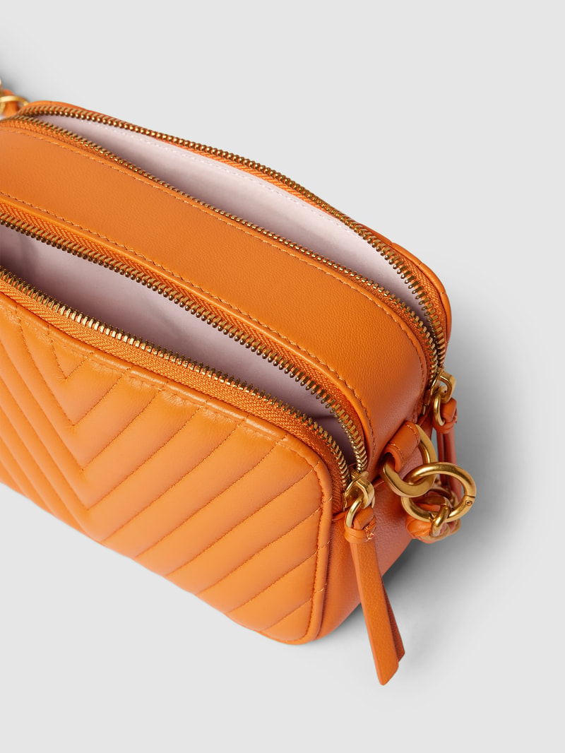 Umhängetasche mit Ziernähten Modell 'ELLA' in orange