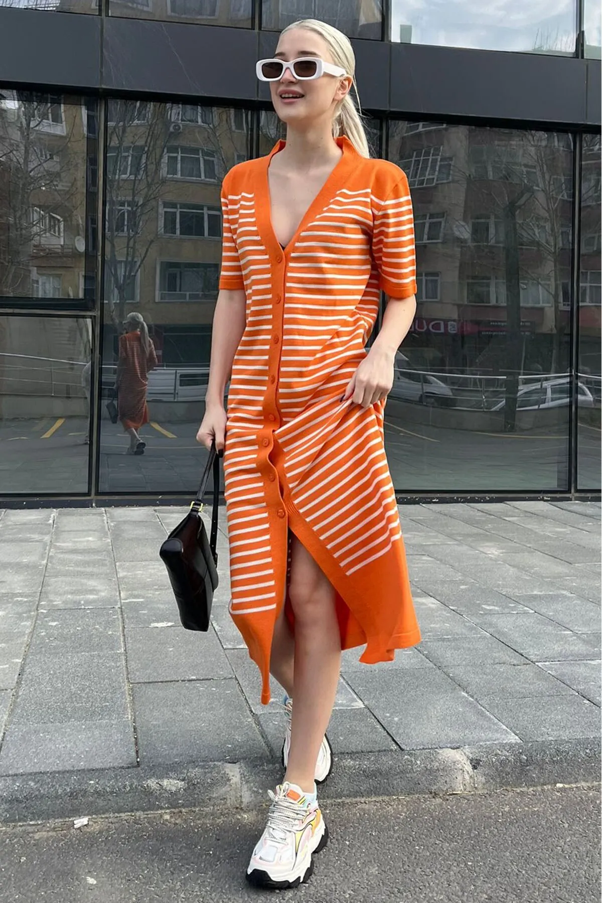Madmext  Orange geknöpftes Strick-Damenkleid Mg1648