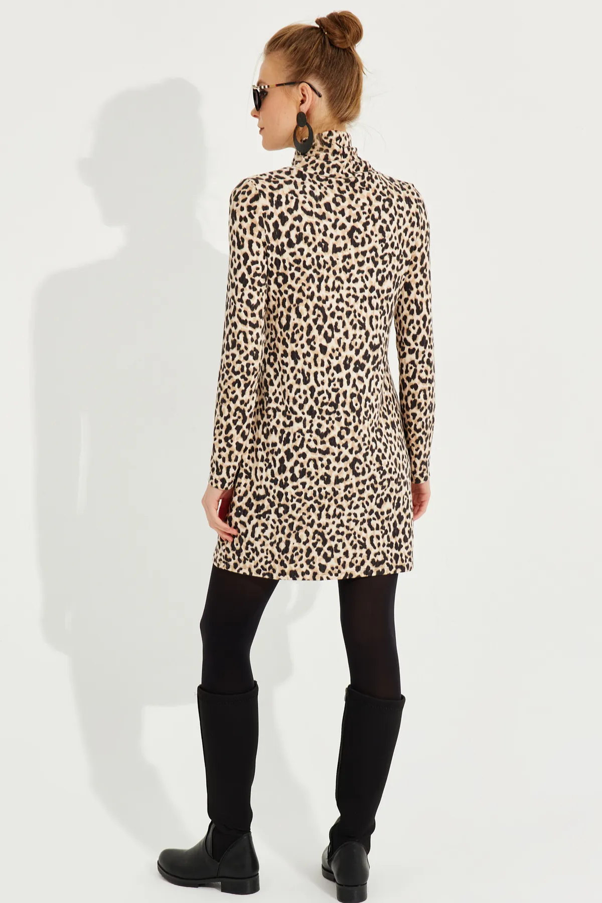 Cool & Sexy  Kamelschwarzes, weiches Leoparden-Minikleid für Damen AYD253