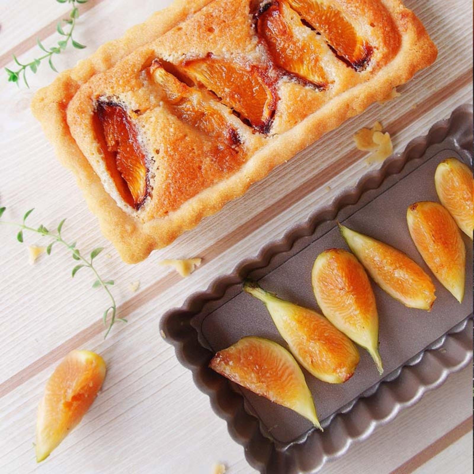 Chefmade Tarteform 4er Mini Tarteform Backform 116x20mm Quicheform, (CHEFMADE, 4er Set Mini Tarteform, 116x20mm, Champagnergold, antihaft- & silikonbeschichtet, Quicheform, Dessertkuchen, Pie Form klein, Minikuchen, Hebebodenform, Karbonstahl 4-tlg),