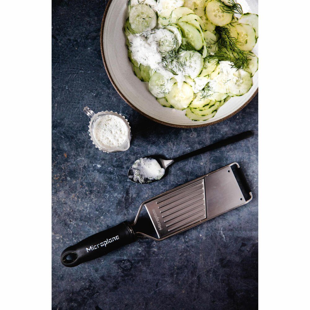 Microplane Gemüsehobel Gourmet Profi, Edelstahl, Kunststoff, Gummi