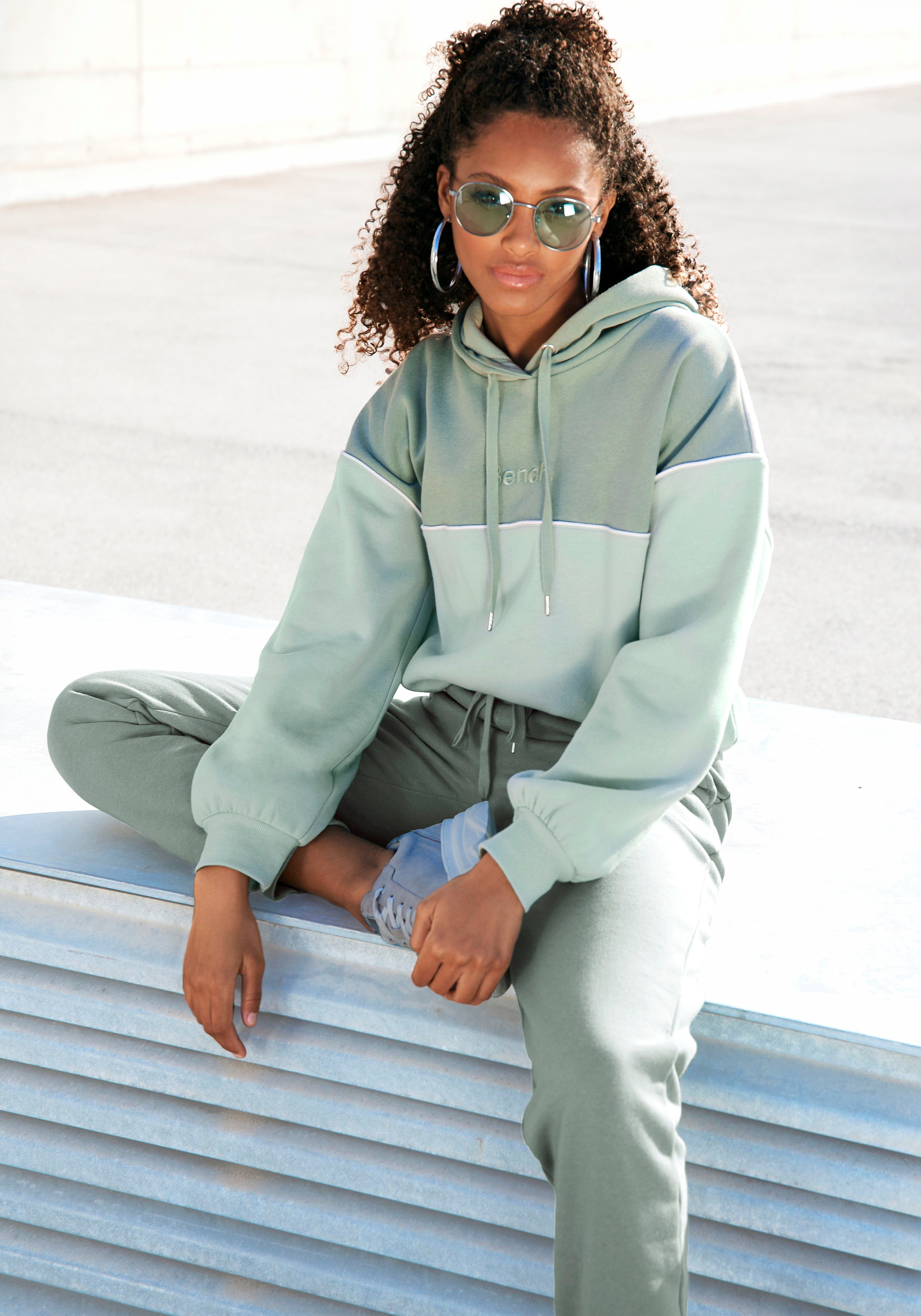 Bench. Loungehose mit Logodruck, Loungeanzug