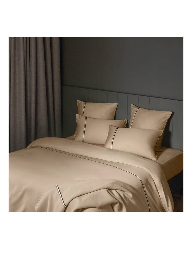 Cearșaf cu elastic HUGO BOSS Linea Satin - 90 fire/cm²