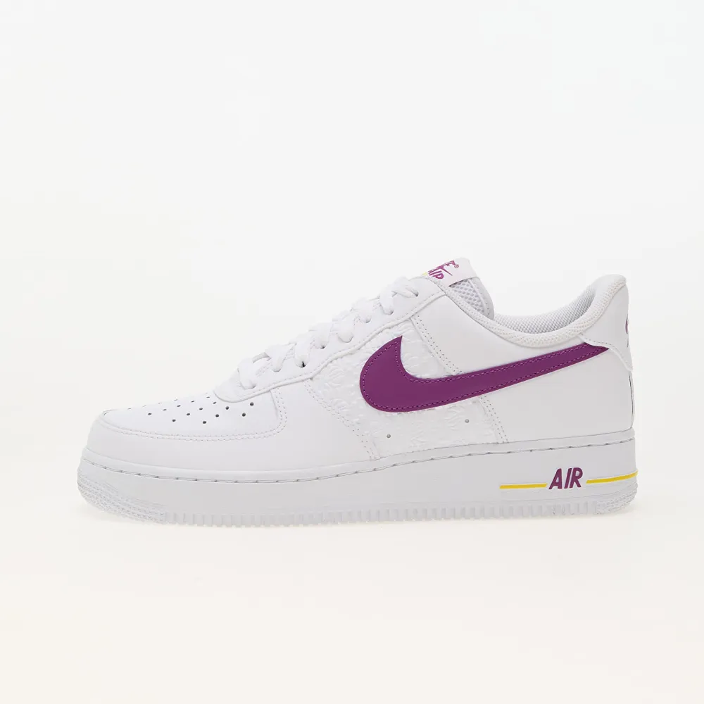 Nike Air Force 1 07 FJ4209-100 / weiss