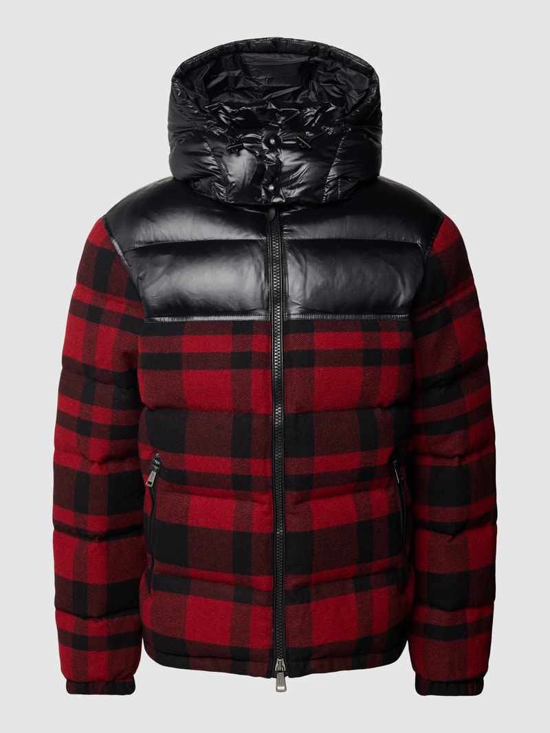 Steppjacke mit Zweiwege-Reißverschluss Modell 'FLINT' in schwarz