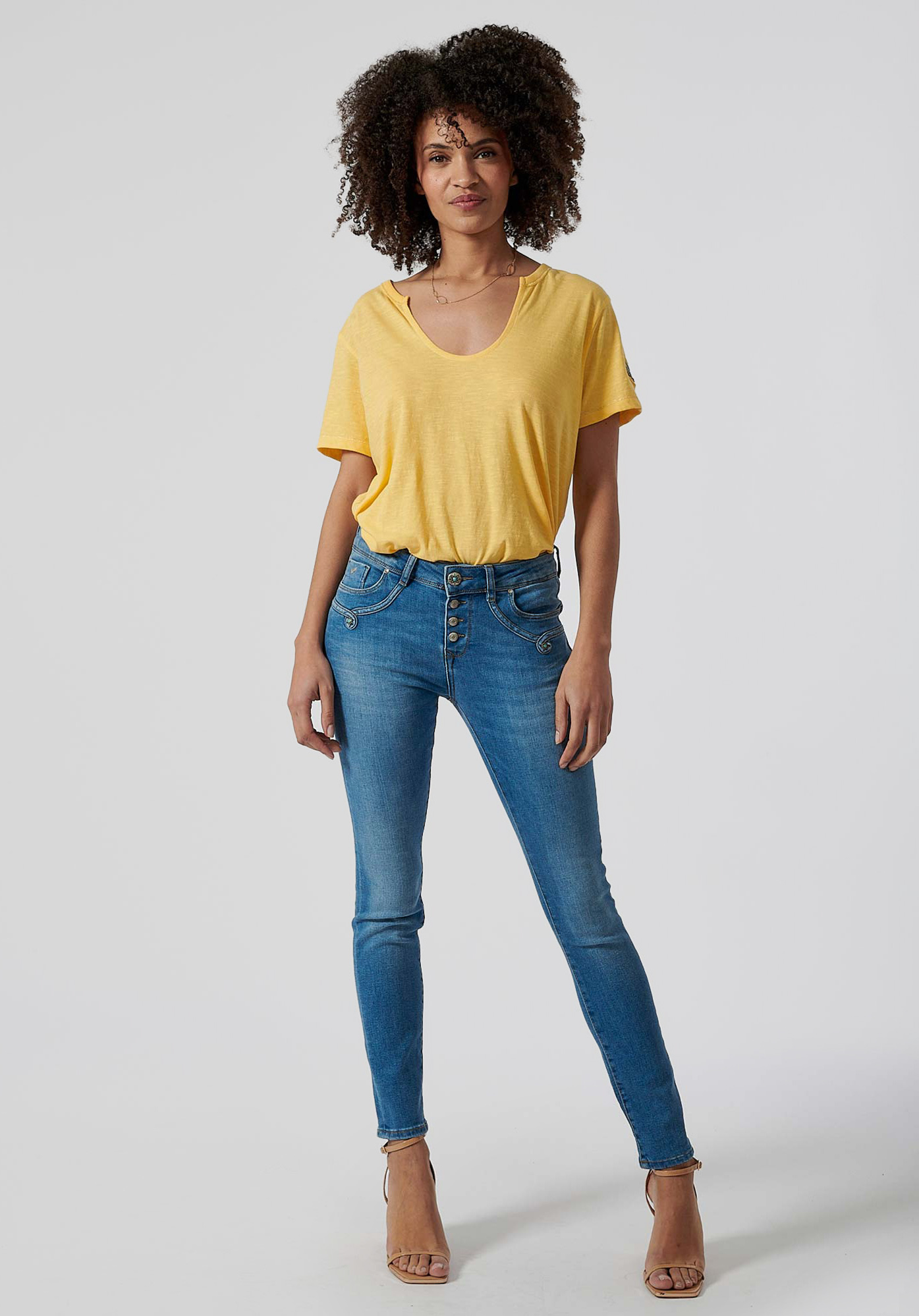 VIKA   Jean slim Femme