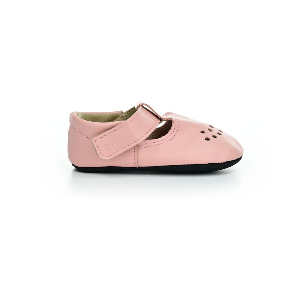 OmaKing Slippers Mutsu Pink Barfußkrabbelschuhe