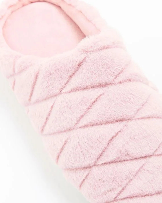 Mules à mémoire de forme, toucher peluche