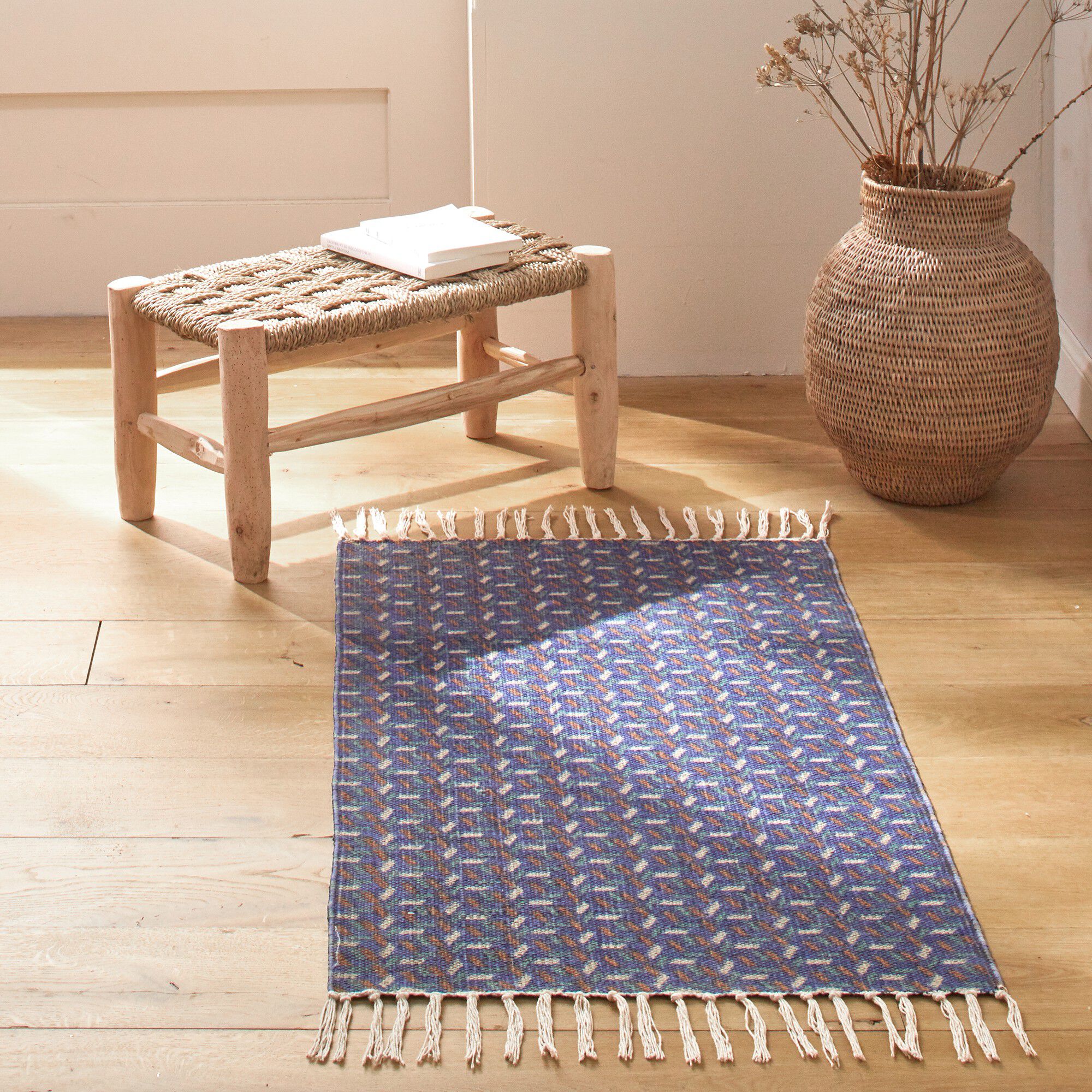 Tapis tissé petit format imprimé géométrique