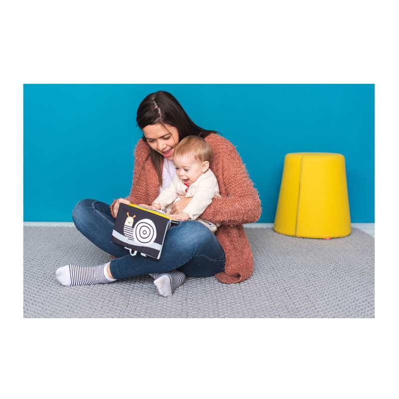 Livre chevalet en tissu avec miroir Taf Toys