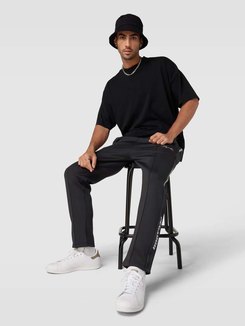 Sweatpants mit Label-Stitching in schwarz