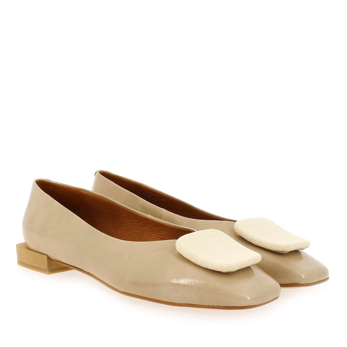 Angel Alarcon  23006 535A - Beige