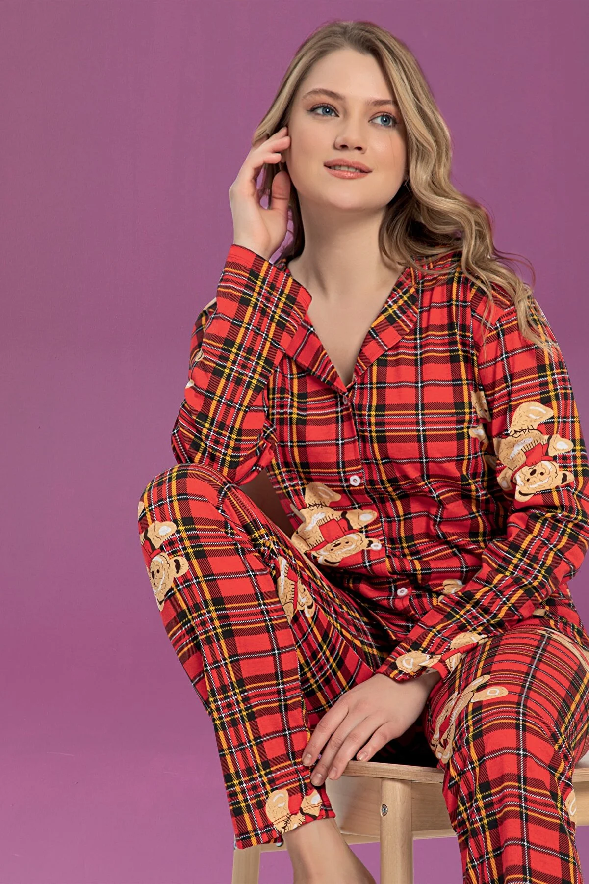 STRAWBERRY  Pyjama-Set aus Baumwolle mit Knöpfen