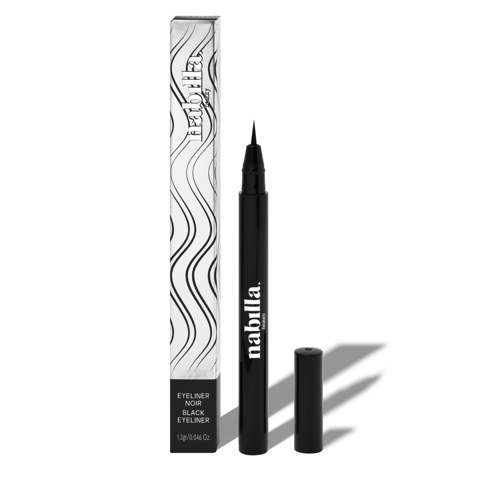 nabilla beauty Liner on Fleek 01 Eyeliner noir intense