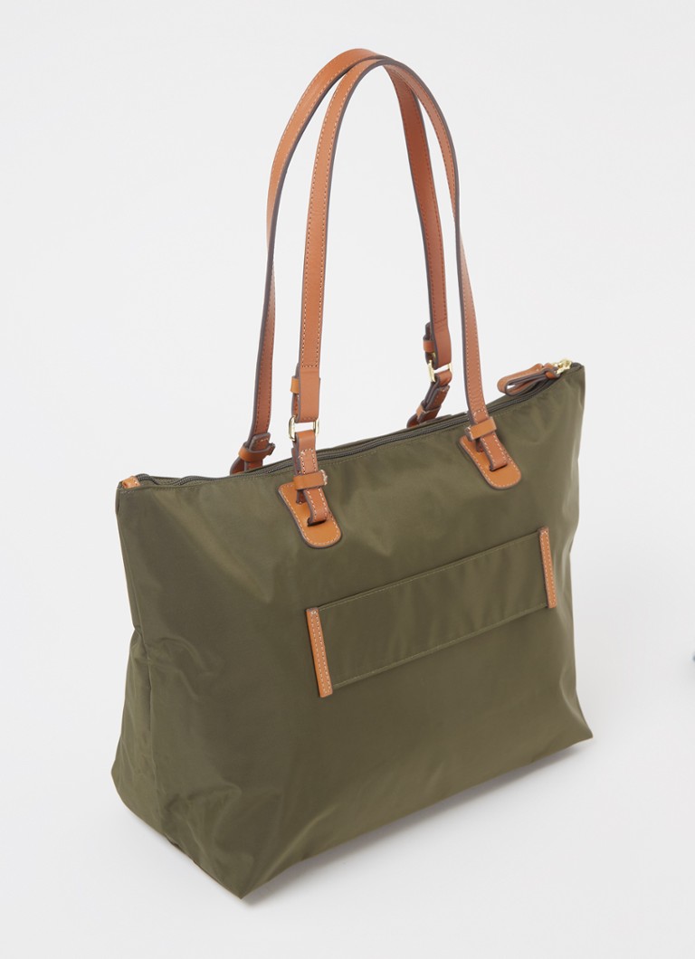 Torba typu tote marki Bric ze skórzanymi detalami i wyjmowaną kosmetyczką.