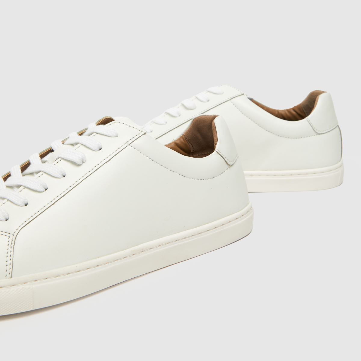 Schuh Wayne bőrcipők fehér színben
