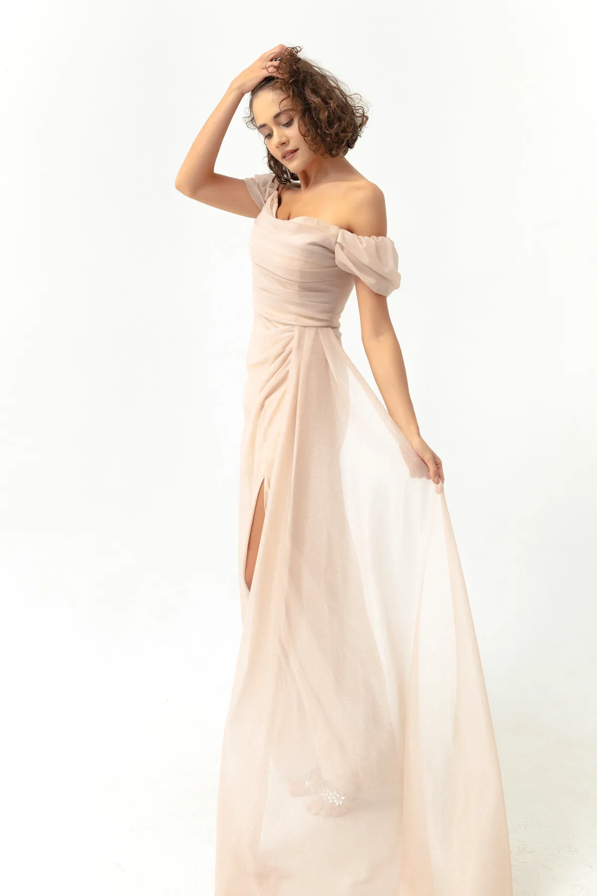 Lafaba  Damen-Abendkleid in Beige mit U-Boot-Ausschnitt, drapiertem Schlitz, langes Glitzer-Abendkleid