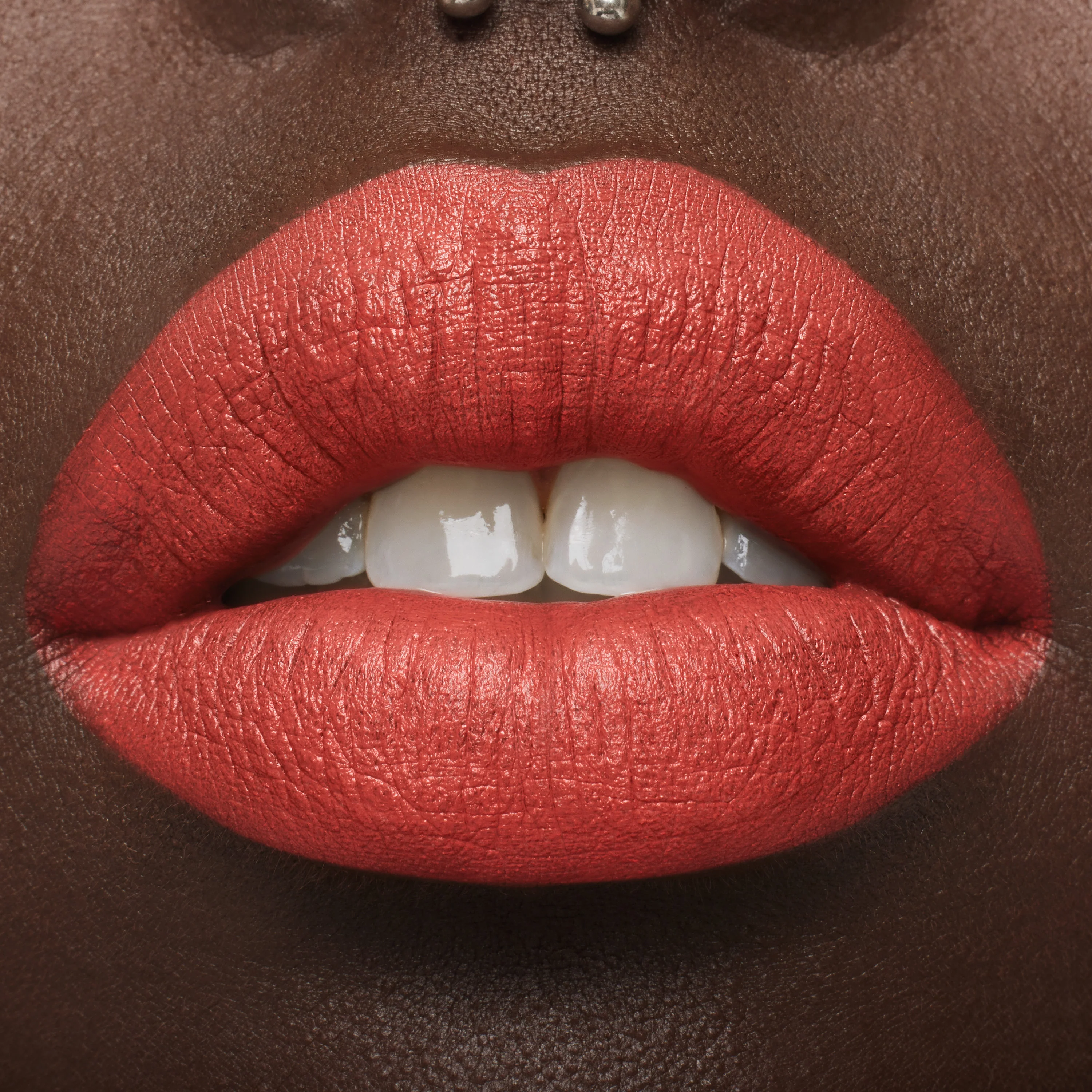 M·A·CXIMAL SILKY MATTE RUŽ ZA USNJE - Mat ruž za usne, Ruž za usne