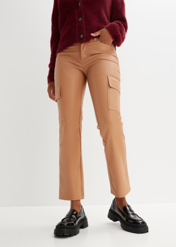 Cargohose aus Lederimitat, knöchelfrei