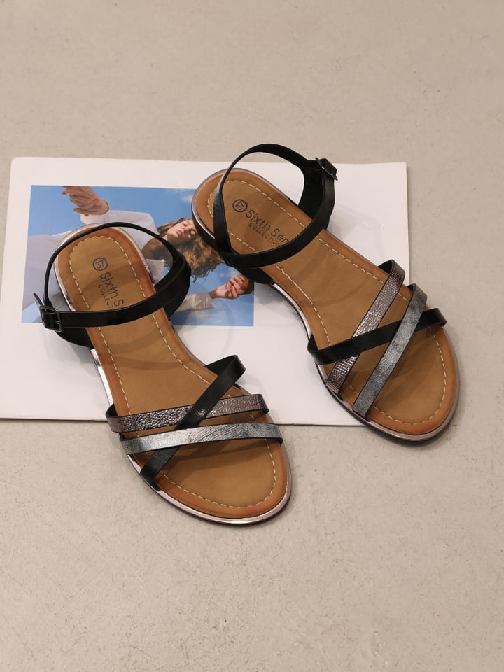 Sixth Sens Sandalen in Schwarz günstig kaufen