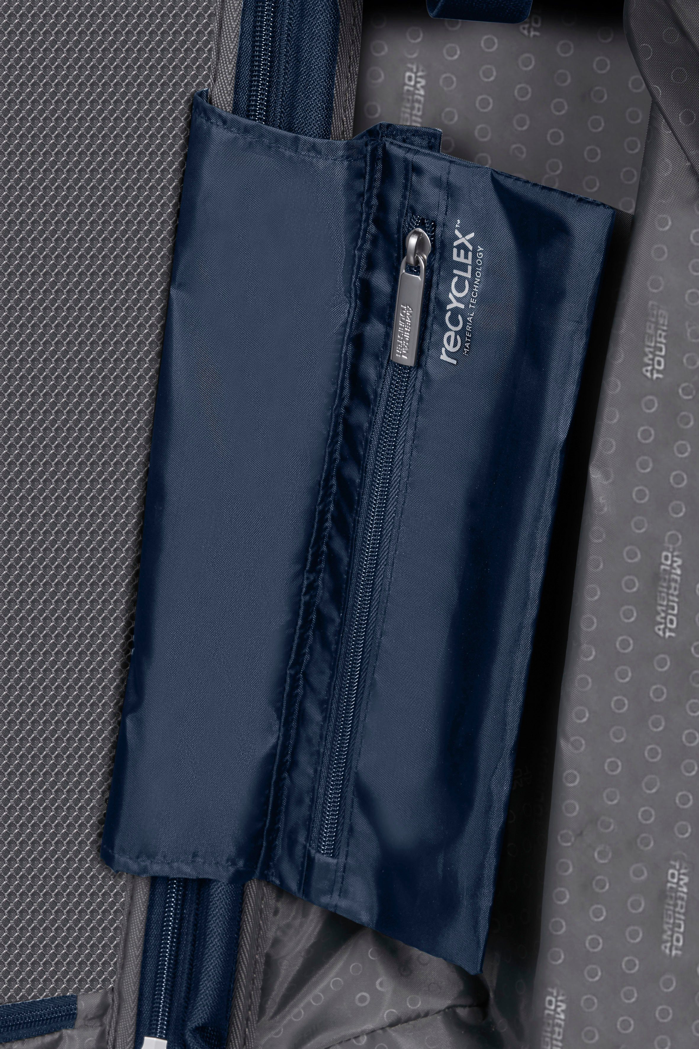 American Tourister® Hartschalen-Trolley Starvibe, navy, 55 cm, 4 Rollen, mit Volumenerweiterung; enthält recyceltes Material