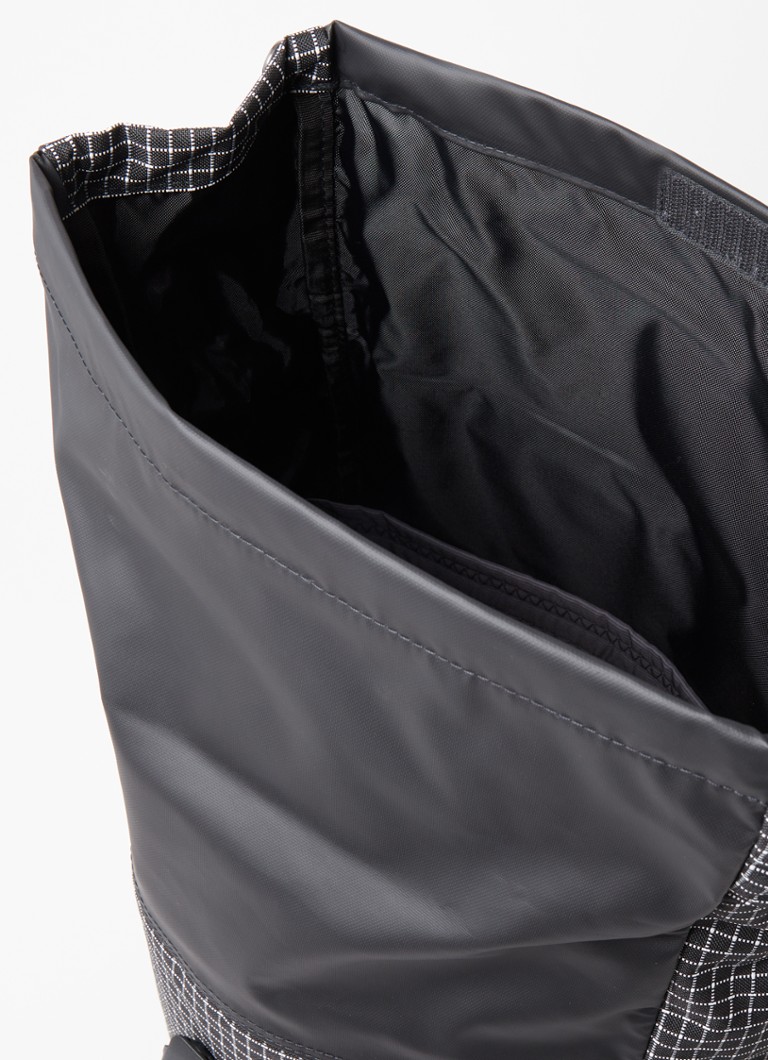 Mochila Eastpak Tecum Roll com compartimento para laptop de 14 polegadas