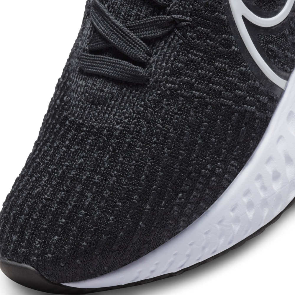 Nike React Infinity Run Flyknit 3 DD3024-001 / schwarz