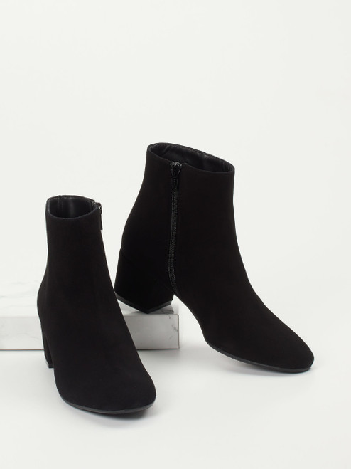 Stiefelette-17150090186 Konstantin Starke