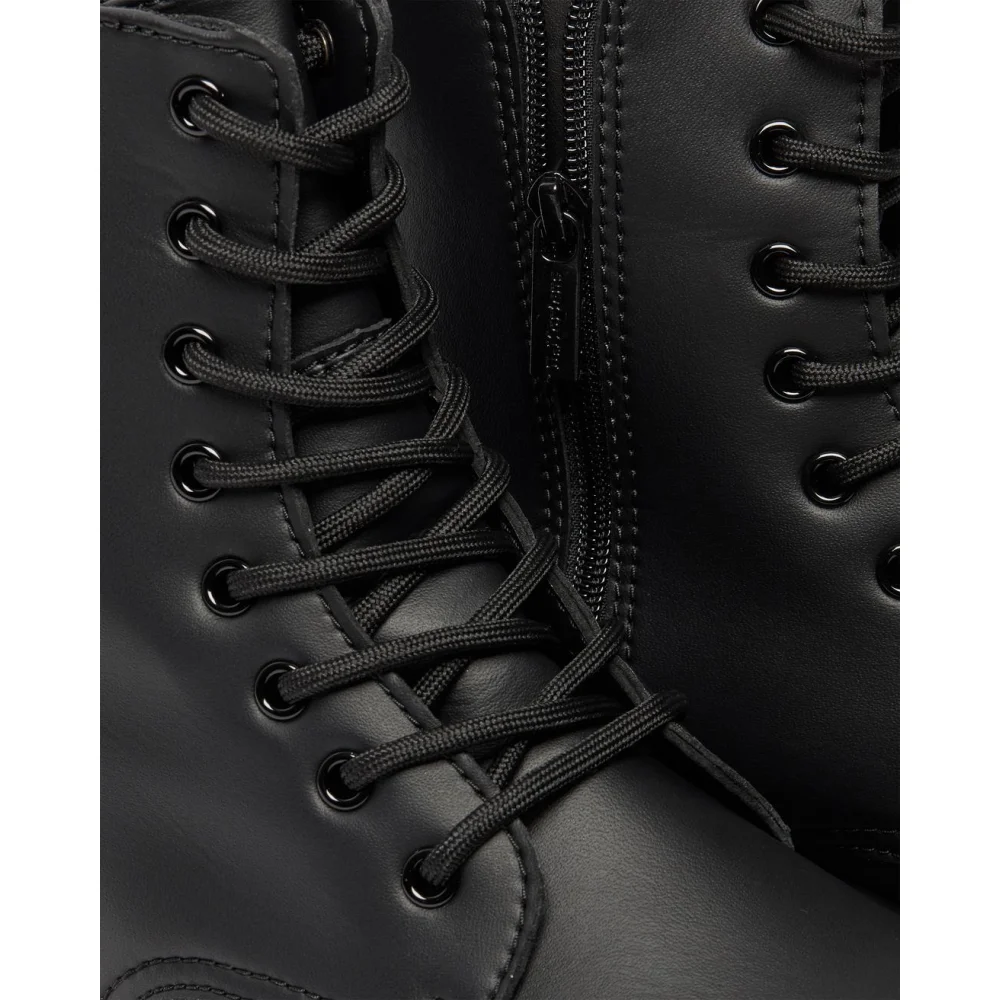 Dr. Martens V Vegan Jadon II Mono 25310001 / schwarz