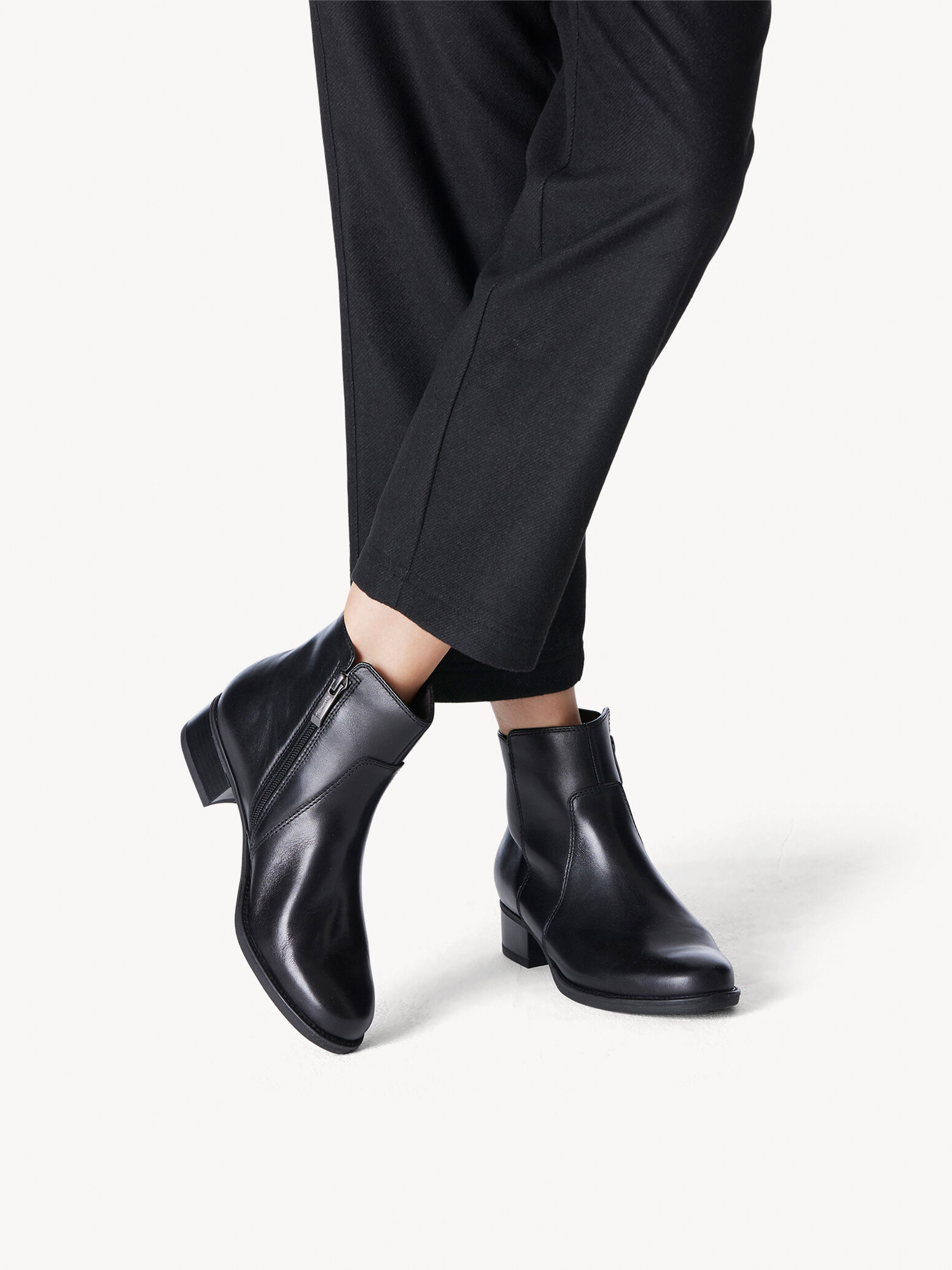 Bottine en cuir - noir