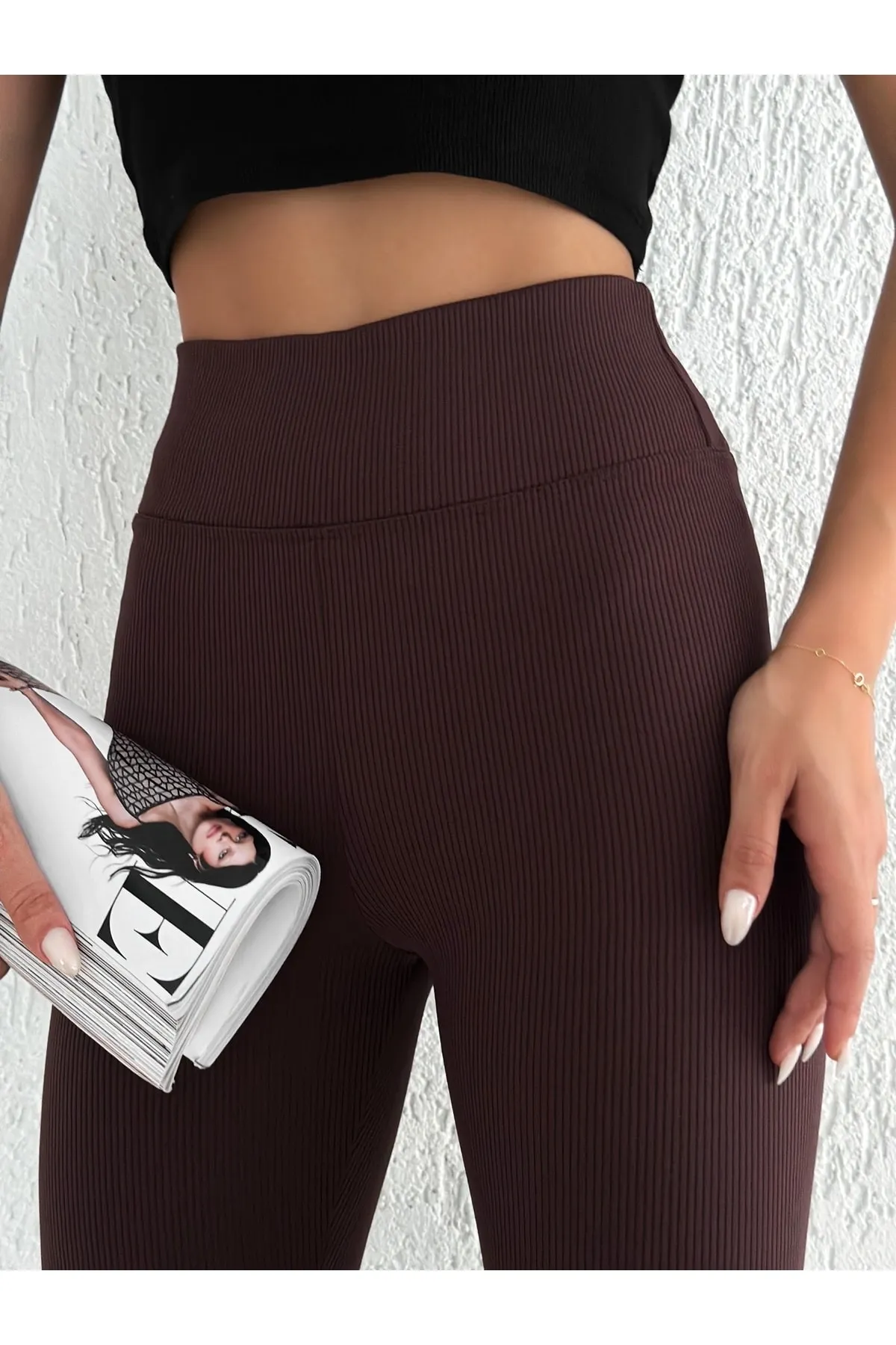 BEJNA  Gerippte Damen-Strumpfhose aus braunem Fleece mit hoher Taille