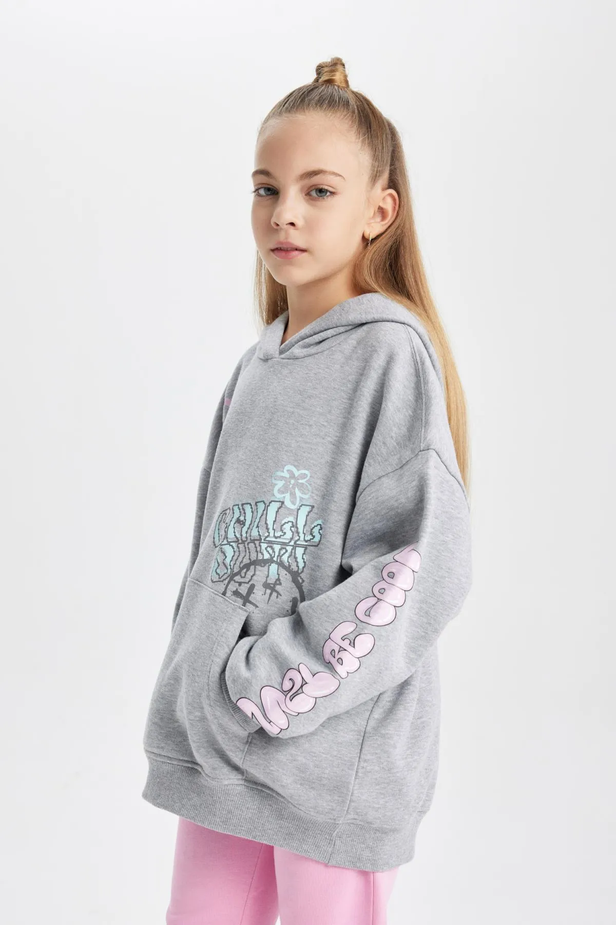 DeFacto  Dickes Kapuzen-Sweatshirt für Mädchen in Oversize-Passform mit weicher, flauschiger Innenseite