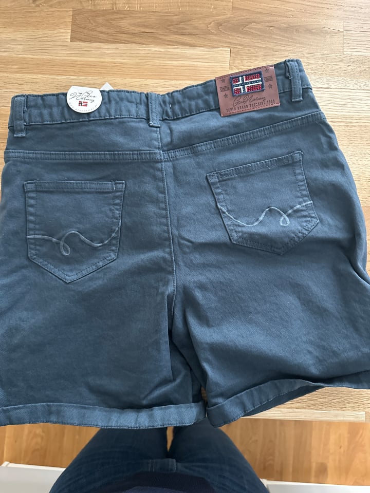 Geographical Norway Bermudas 