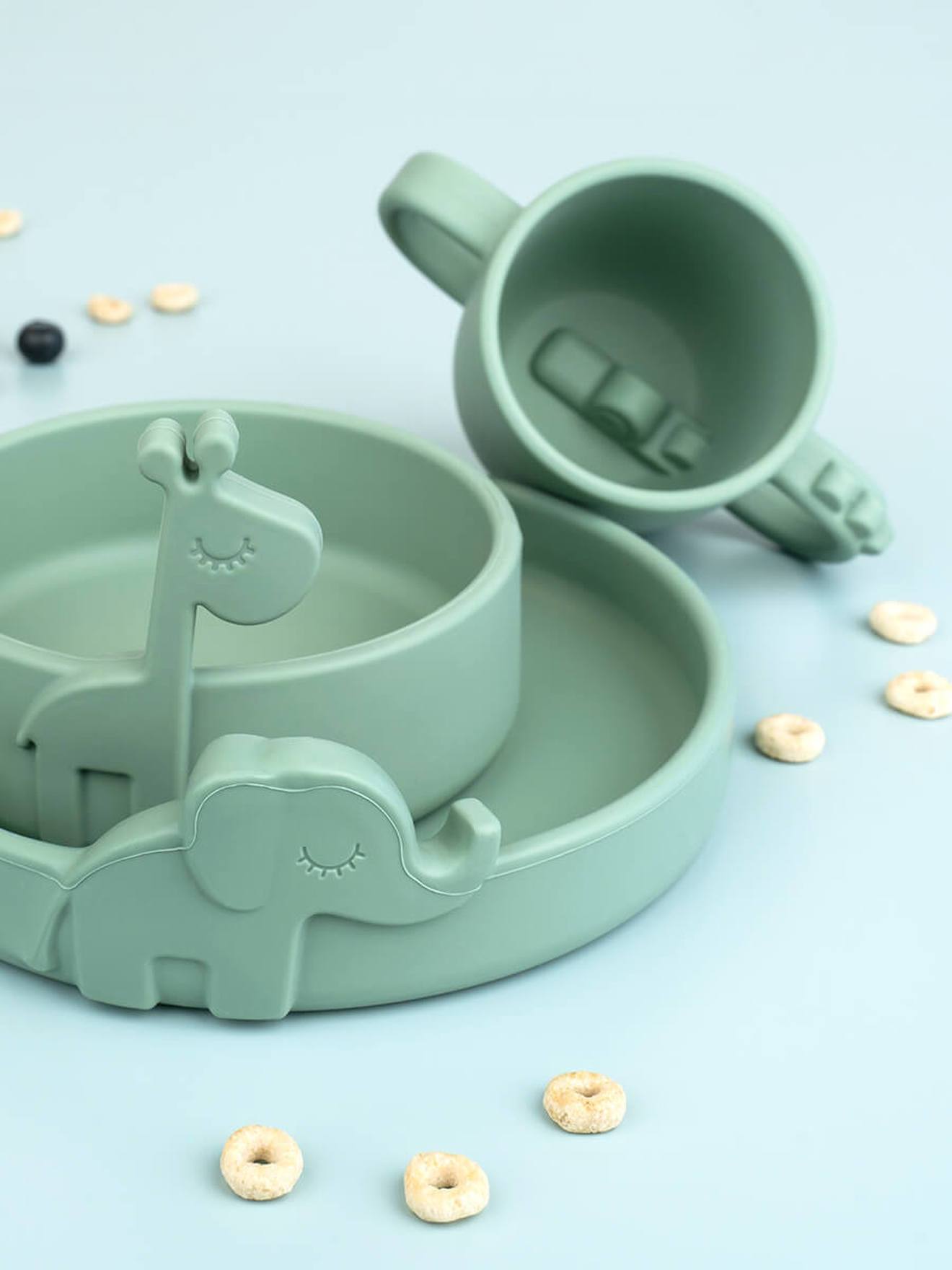 Tasse à 2 poignées DONE BY DEER Peekaboo Crocodile en silicone bleu