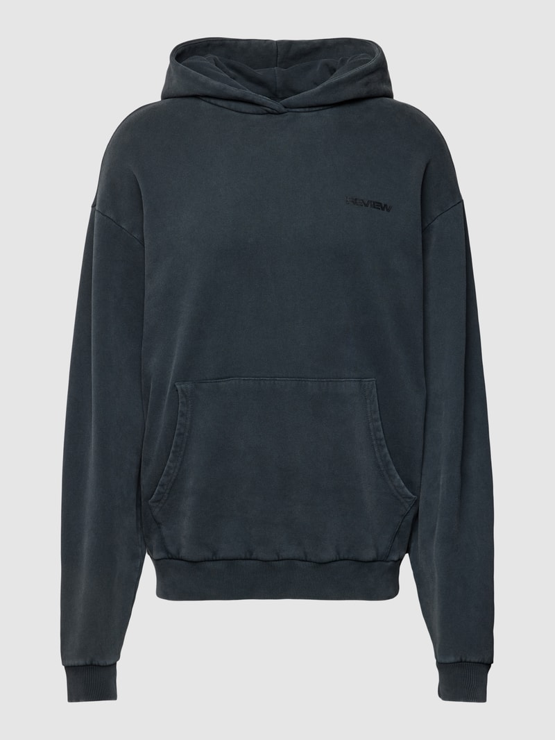 Hoodie mit Label-Print in schwarz